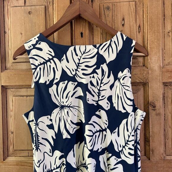 Hilo Hattie Women's Medium Navy Blue White Silk Hawaiian Dress Leaf Print‎ Tank - Picture 9 of 11